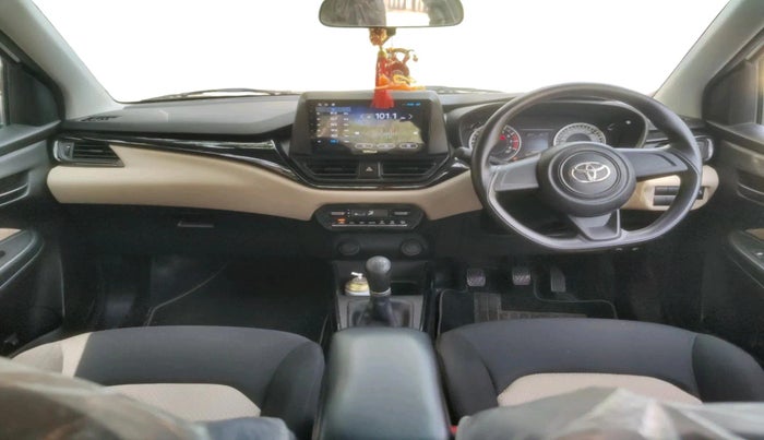 2022 Toyota Glanza E, Petrol, Manual, 9,995 km, interior