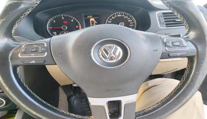 2014 Volkswagen Jetta HIGHLINE TDI, Diesel, Manual, 2,00,085 km, interior