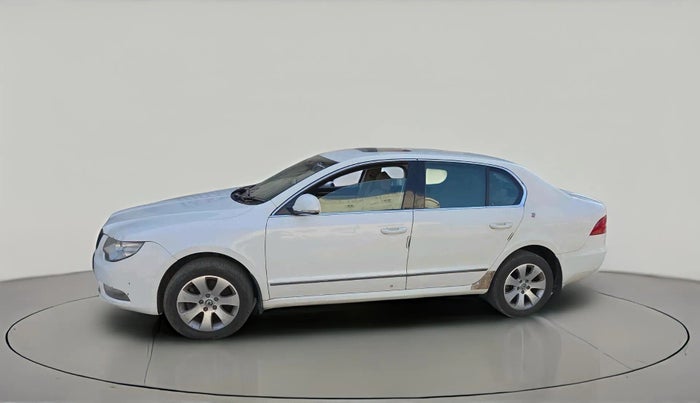 2011 Skoda Superb ELEGANCE 1.8 TSI MT, Petrol, Manual, 1,11,770 km, exterior