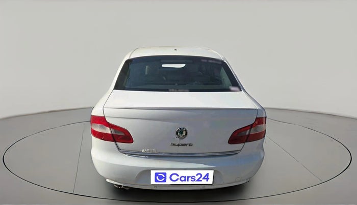 2011 Skoda Superb ELEGANCE 1.8 TSI MT, Petrol, Manual, 1,11,770 km, exterior