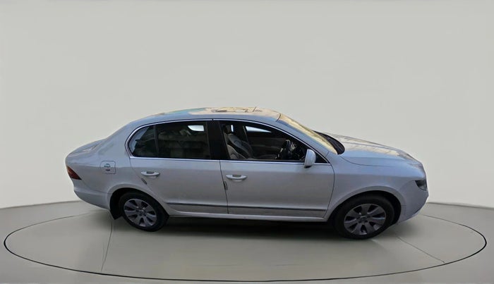 2011 Skoda Superb ELEGANCE 1.8 TSI MT, Petrol, Manual, 1,11,770 km, exterior