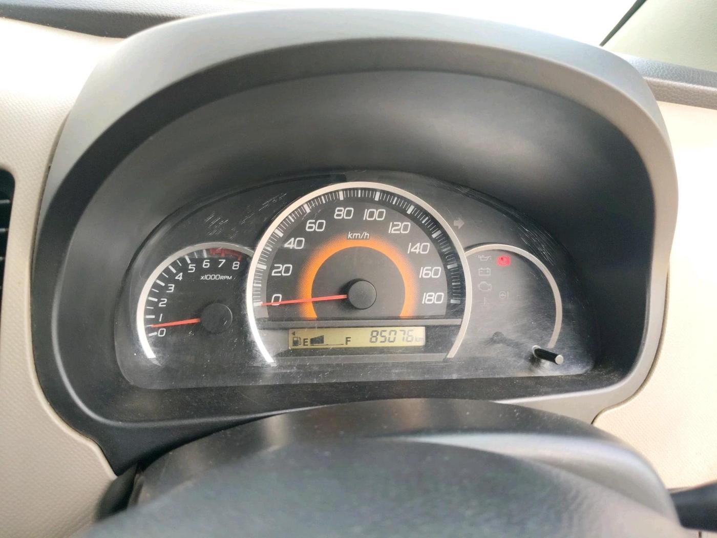 2014 Maruti Wagon R 1.0 VXI, CNG, Manual, 85,076 km, interior