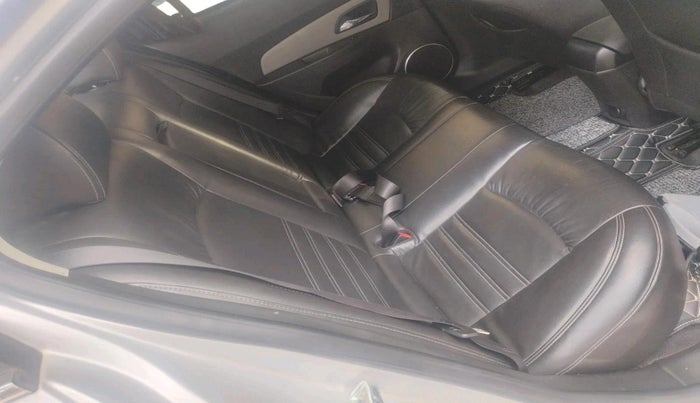 2016 Chevrolet Cruze LTZ AT, Diesel, Automatic, 58,314 km, interior