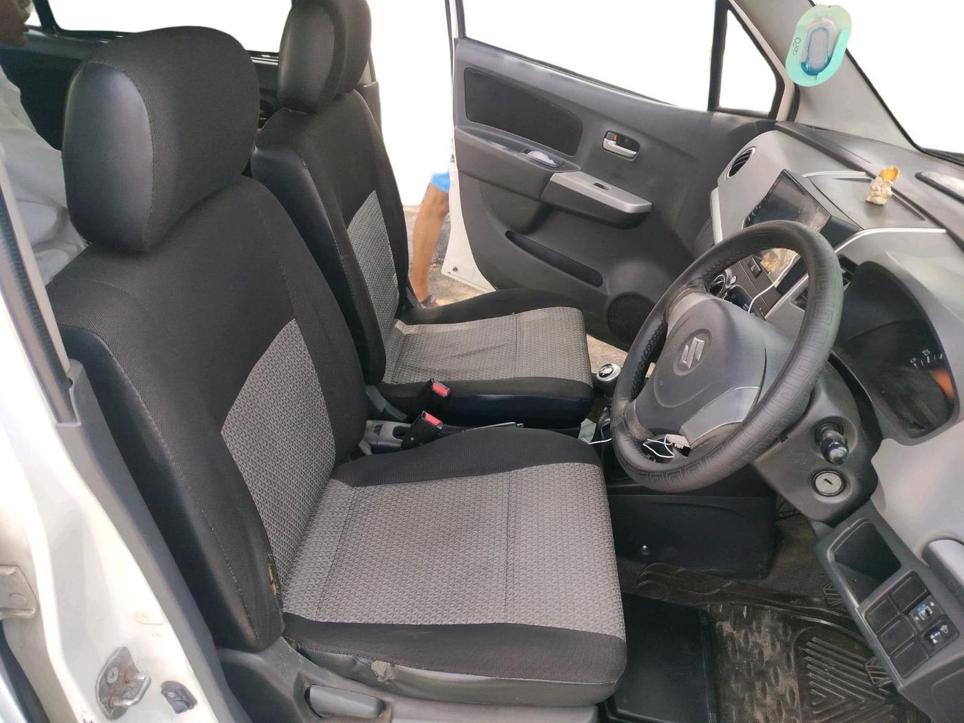 2012 Maruti Wagon R 1.0 LXI, CNG, Manual, 78,058 km, interior