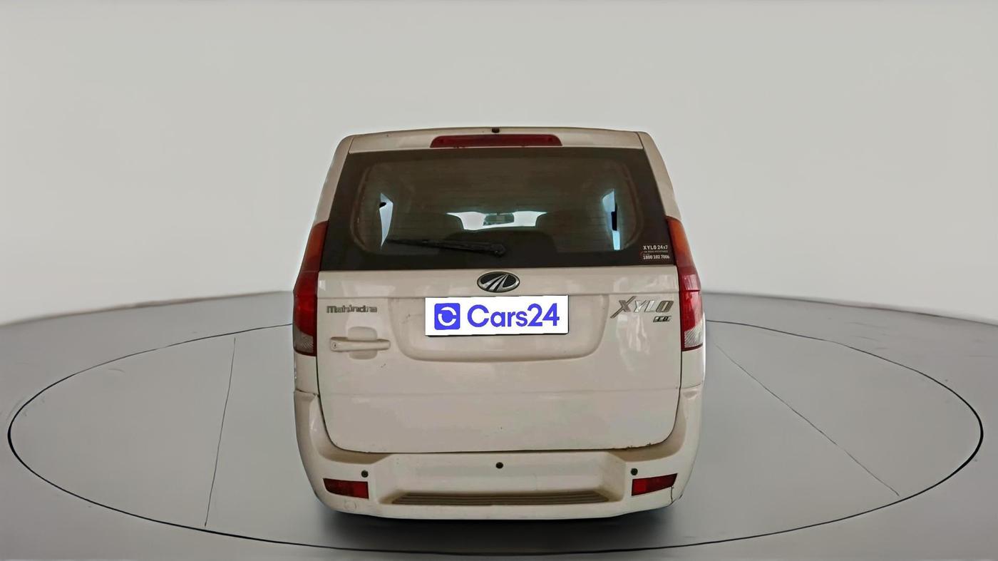 2011 Mahindra Xylo E8, Diesel, Manual, 1,86,150 km, exterior