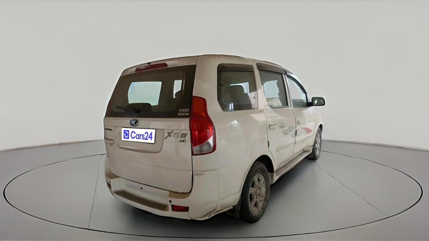 2011 Mahindra Xylo E8, Diesel, Manual, 1,86,150 km, exterior