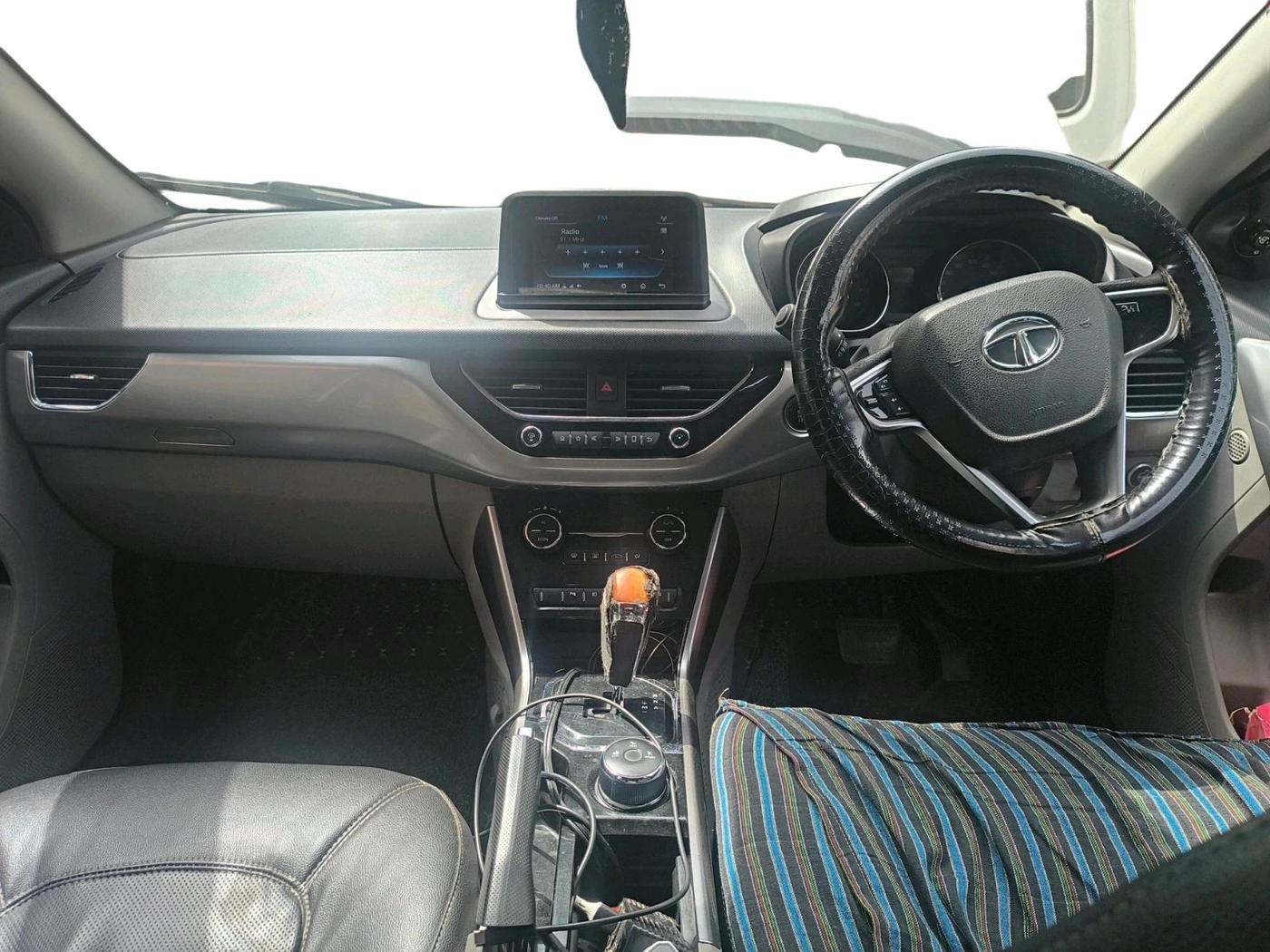 2018 Tata NEXON XZA PLUS PETROL, CNG, Automatic, 1,09,595 km, interior