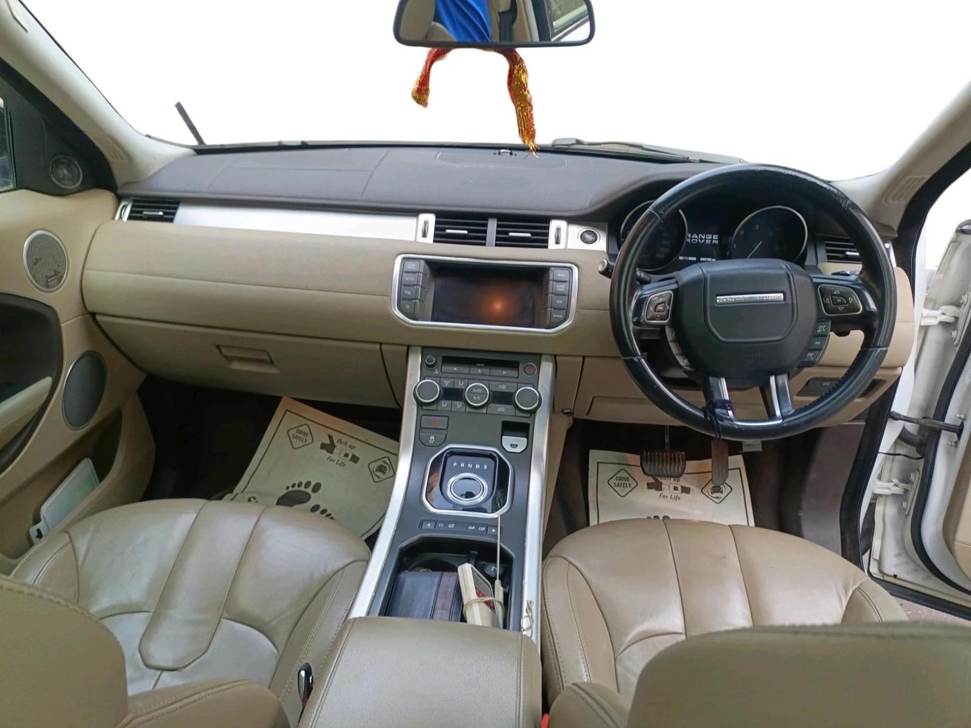 2013 Landrover Range Rover Evoque DYNAMIC SD4, Diesel, Automatic, 92,000 km, interior