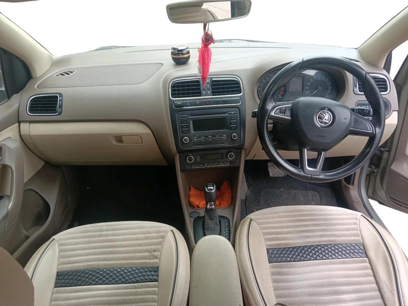 2016 Skoda Rapid 1.5 TDI CR STYLE PLUS AT, Diesel, Automatic, 2,64,741 km, interior