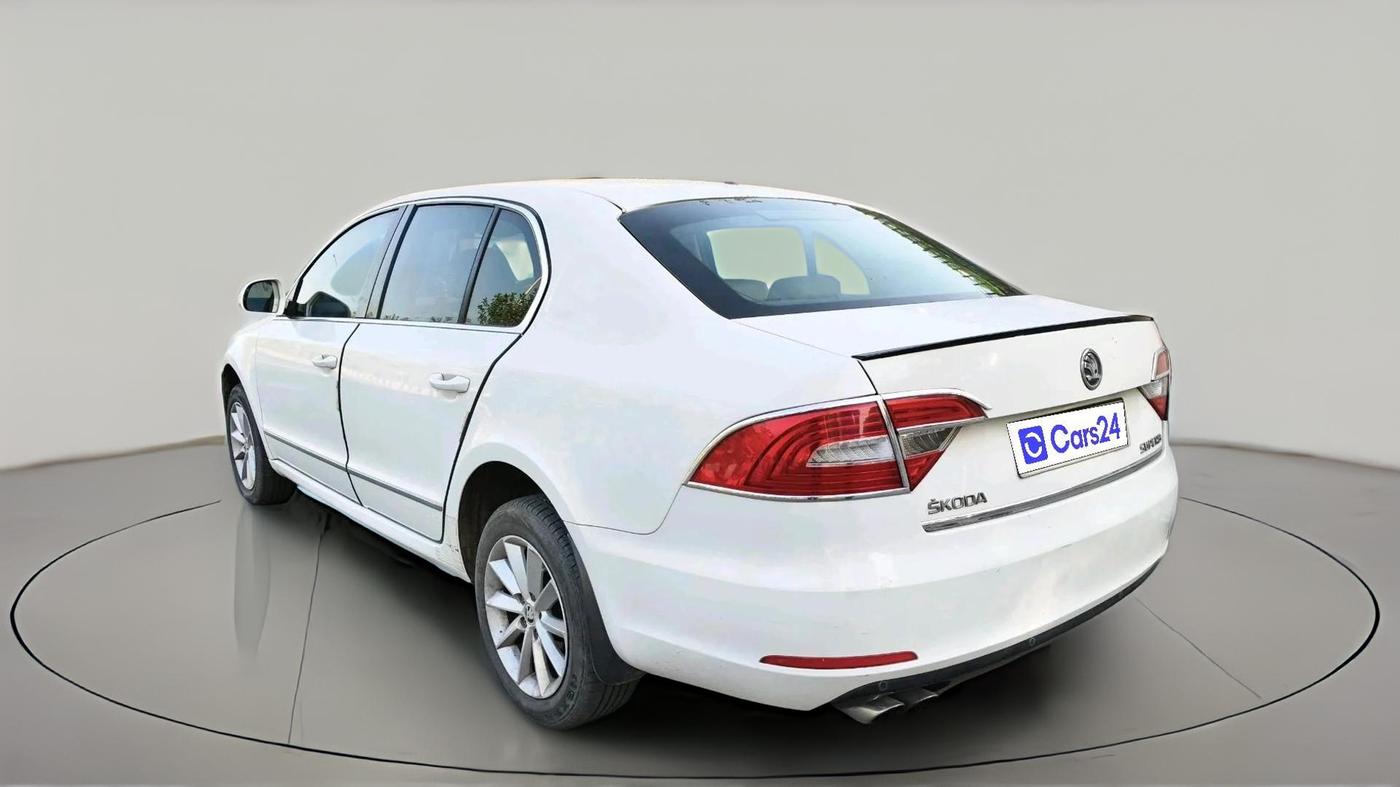 2014 Skoda Superb ELEGANCE 1.8 TSI MT, Petrol, Manual, 79,729 km, exterior