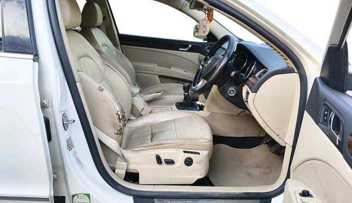 2014 Skoda Superb ELEGANCE 1.8 TSI MT, Petrol, Manual, 79,729 km, interior