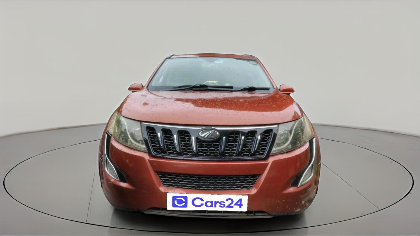 2015 Mahindra XUV500 W10, Diesel, Manual, 1,51,900 km, exterior