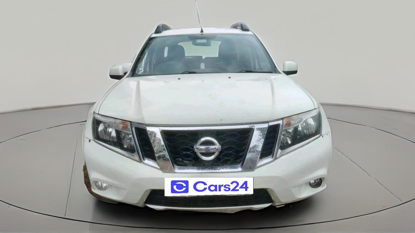 2015 Nissan Terrano XL D PLUS, Diesel, Manual, 1,25,590 km, exterior