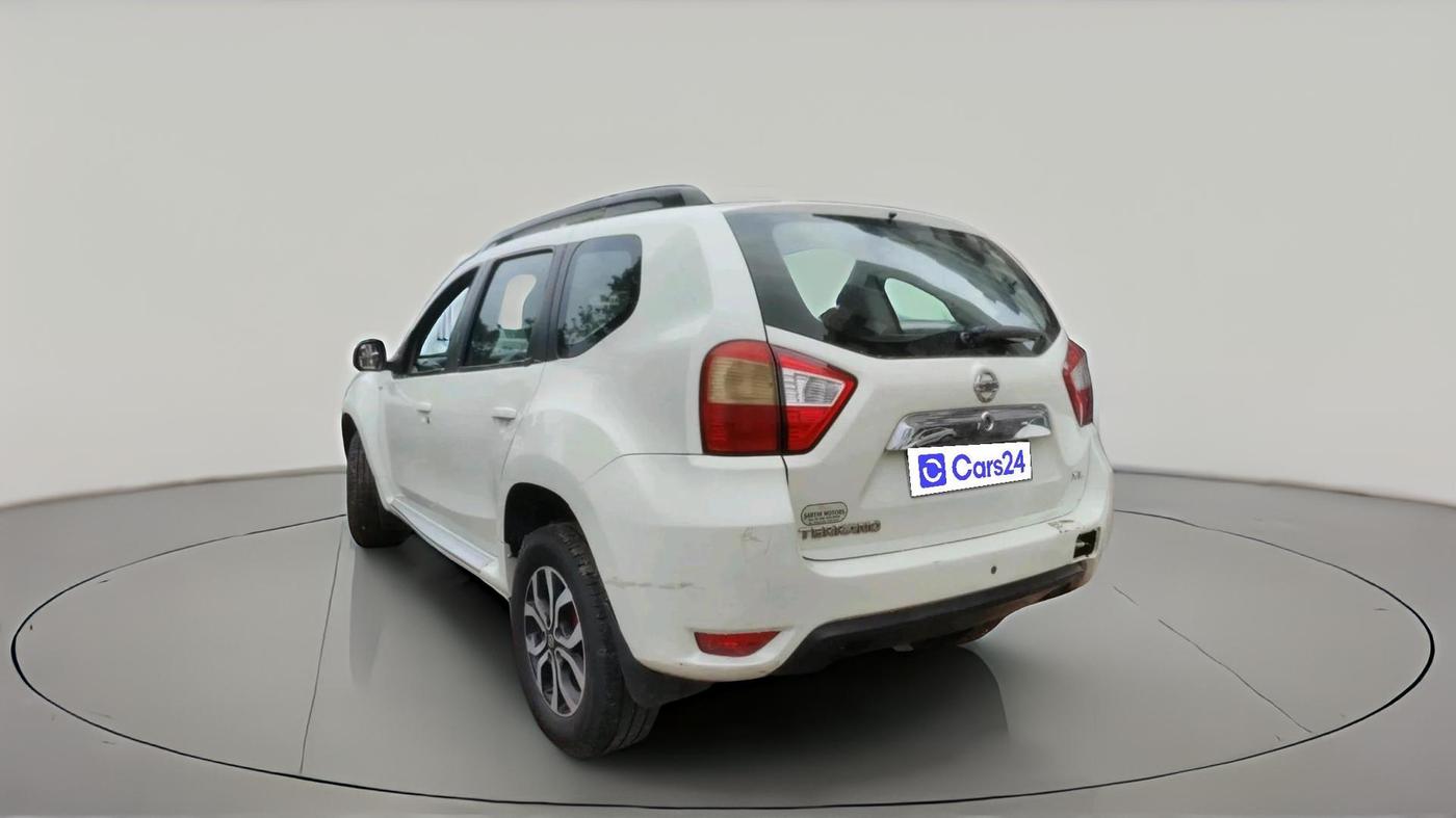 2015 Nissan Terrano XL D PLUS, Diesel, Manual, 1,25,590 km, exterior