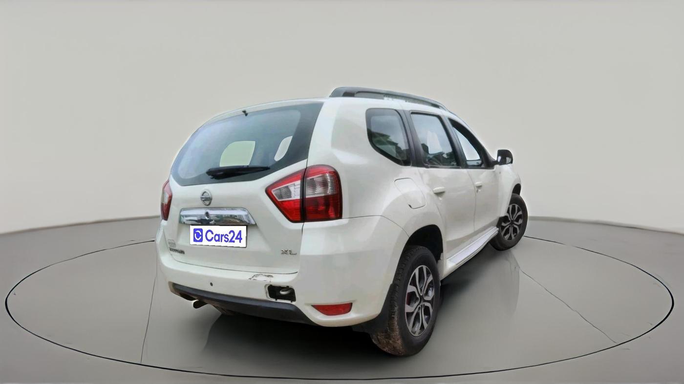 2015 Nissan Terrano XL D PLUS, Diesel, Manual, 1,25,590 km, exterior
