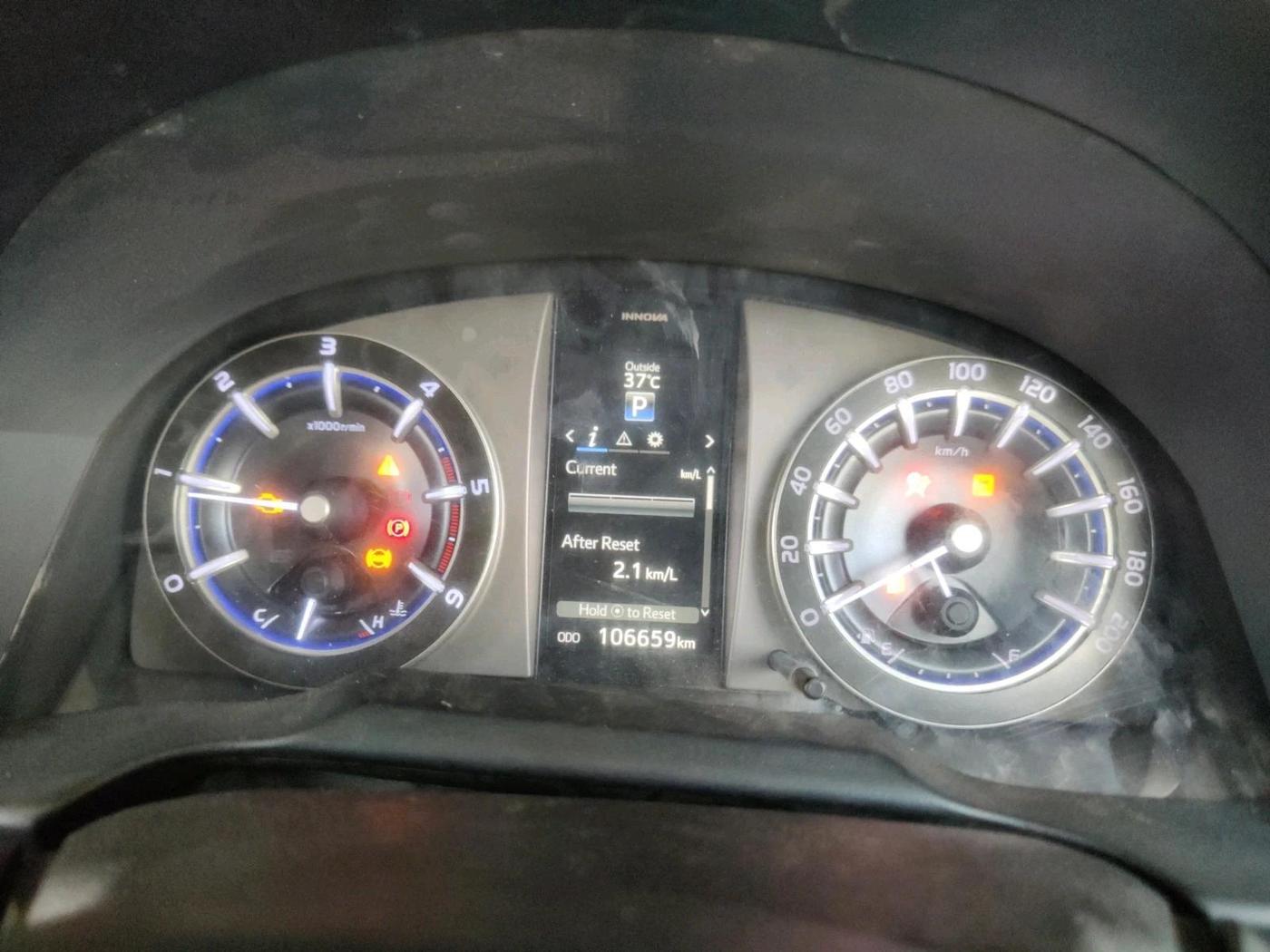 2017 Toyota Innova Crysta 2.8 ZX AT 7 STR, Diesel, Automatic, 1,06,659 km, interior