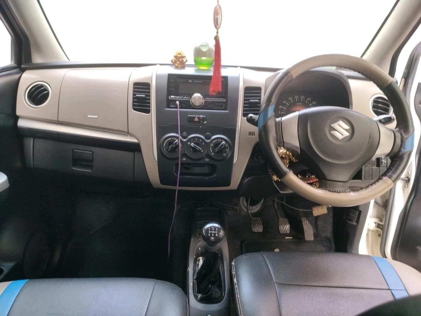 2014 Maruti Wagon R 1.0 LXI, Petrol, Manual, 33,122 km, interior