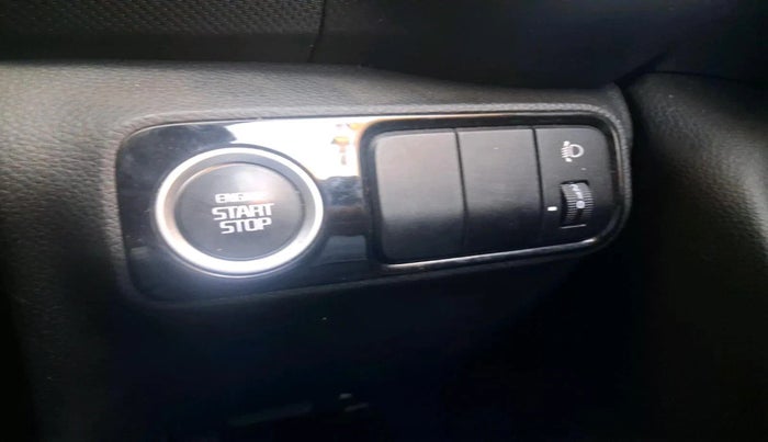 2021 KIA SONET HTK PLUS 1.5, Diesel, Manual, 10,866 km, interior