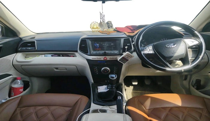 2019 Mahindra XUV300 W6 1.5 DIESEL, Diesel, Manual, 1,12,505 km, interior