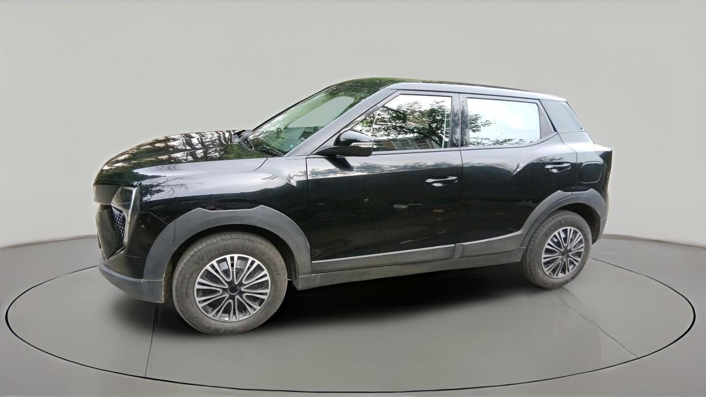 2025 Mahindra XUV 3XO MX1 1.2 L TCMPFi, Petrol, Manual, 7,570 km, exterior