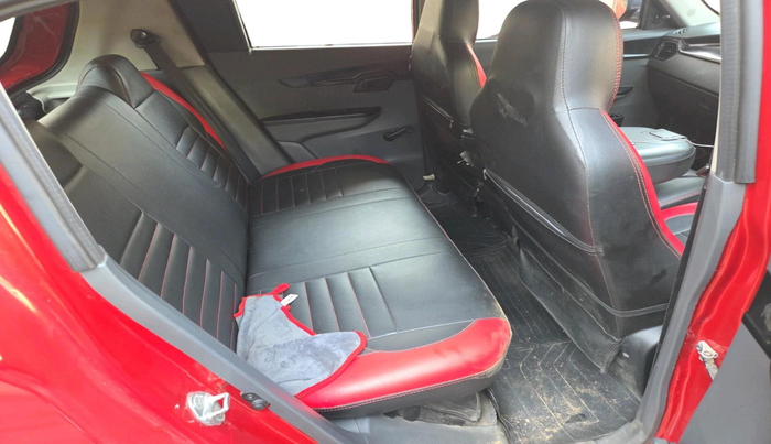2017 Mahindra KUV 100 NXT K2 D 6S, Diesel, Manual, 1,00,505 km, interior