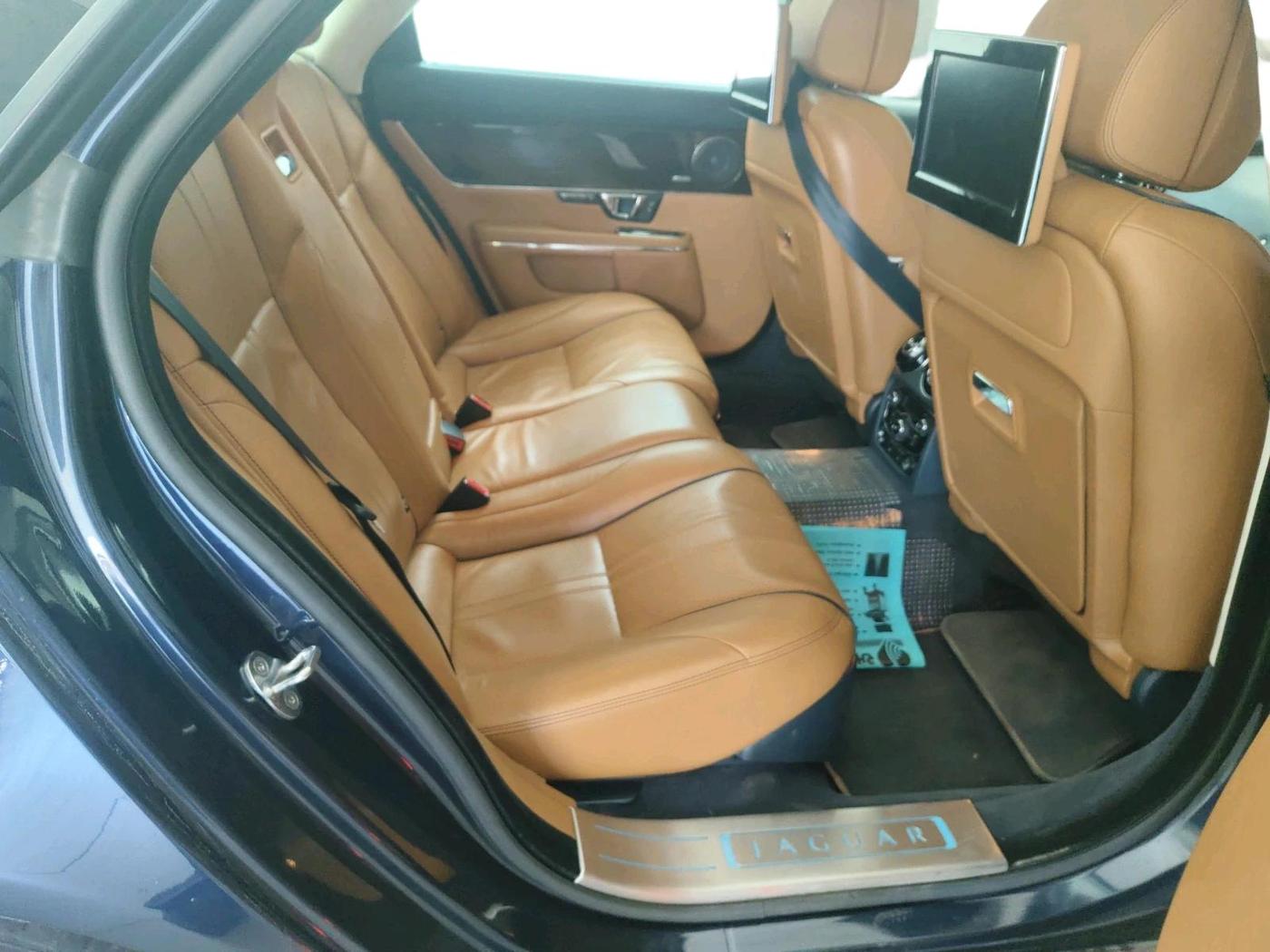 2014 Jaguar XJ L  3.0 Diesel , Diesel, Automatic, 36,106 km, interior