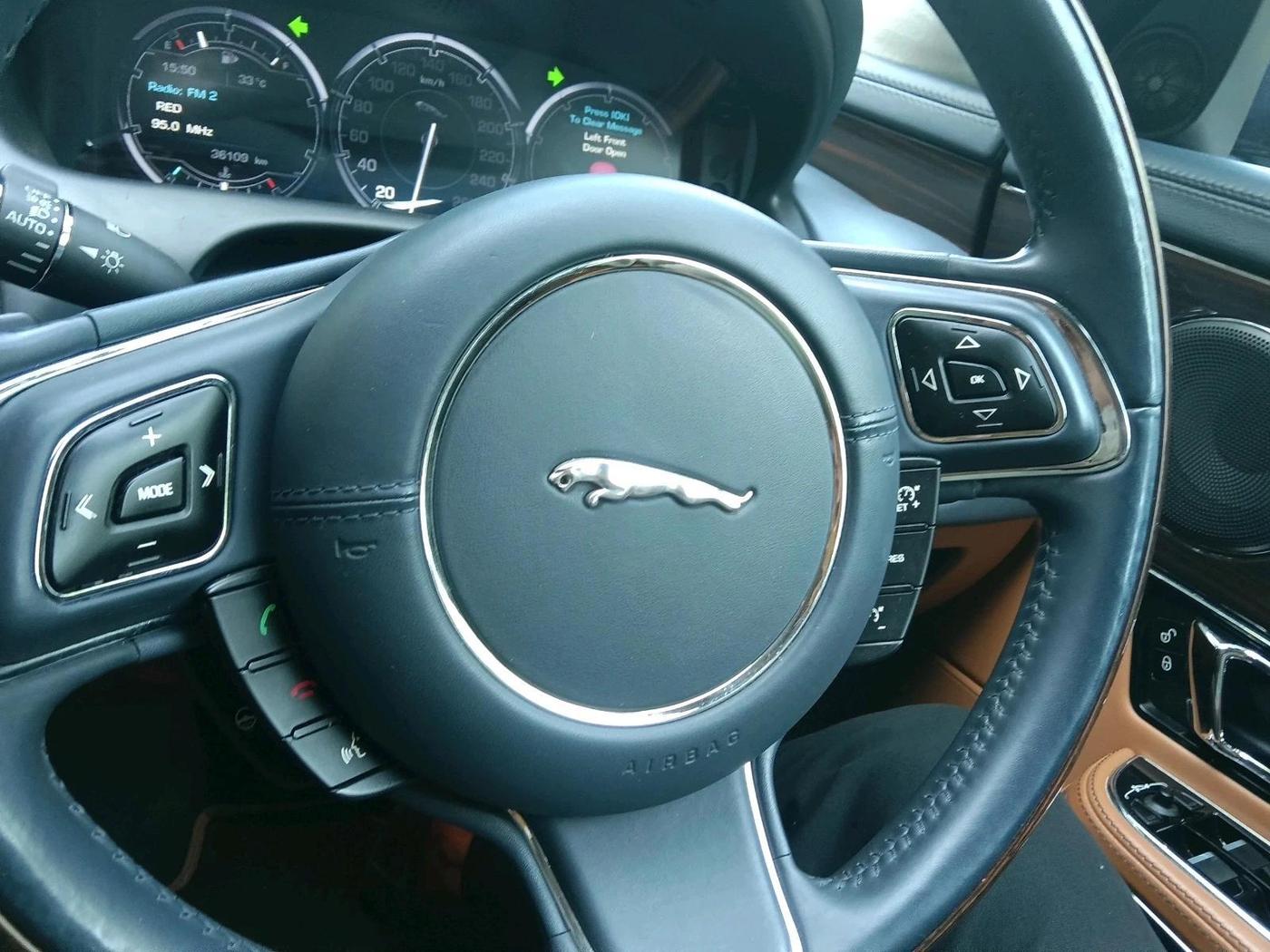 2014 Jaguar XJ L  3.0 Diesel , Diesel, Automatic, 36,106 km, interior
