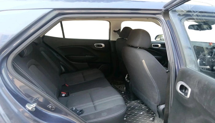 2021 Hyundai VENUE SX PLUS 1.0 TURBO DCT, Petrol, Automatic, 29,041 km, interior