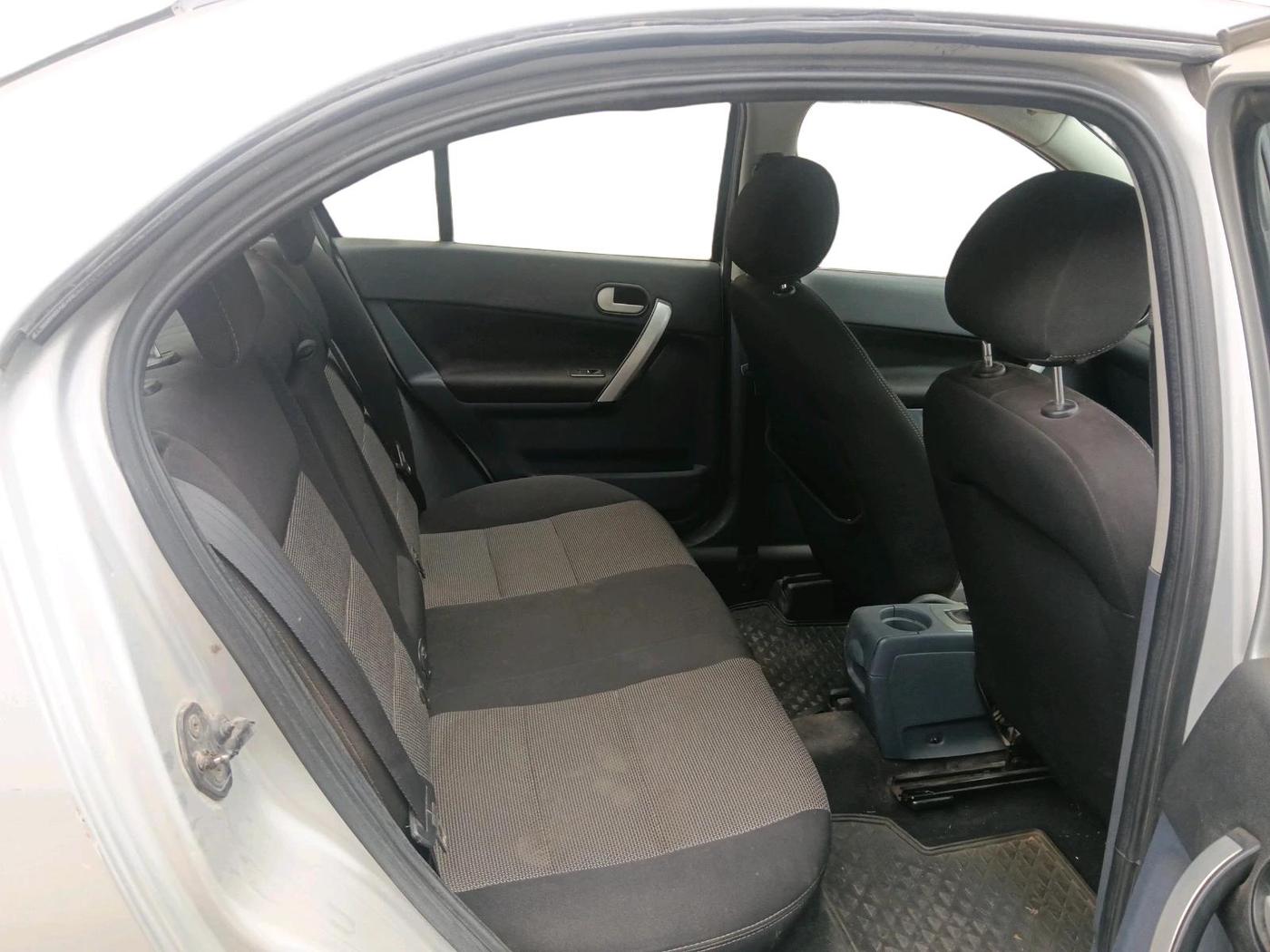 2014 Ford Classic 1.6 DURATEC LXI, Petrol, Manual, 1,16,571 km, interior