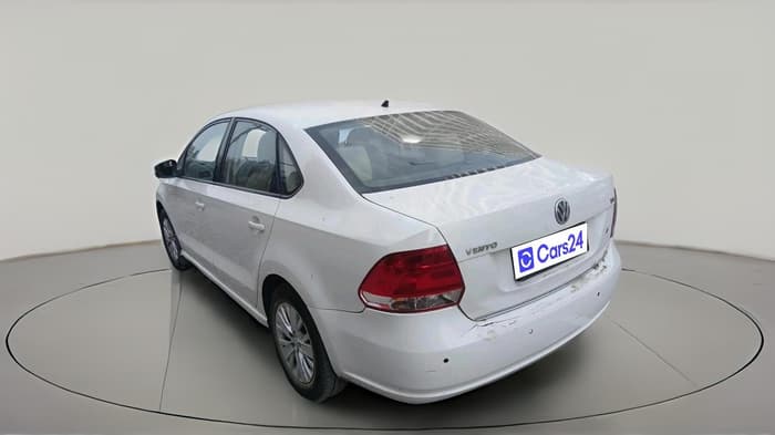 2015 Volkswagen Vento HIGHLINE PETROL AT, CNG, Automatic, 1,51,093 km, exterior