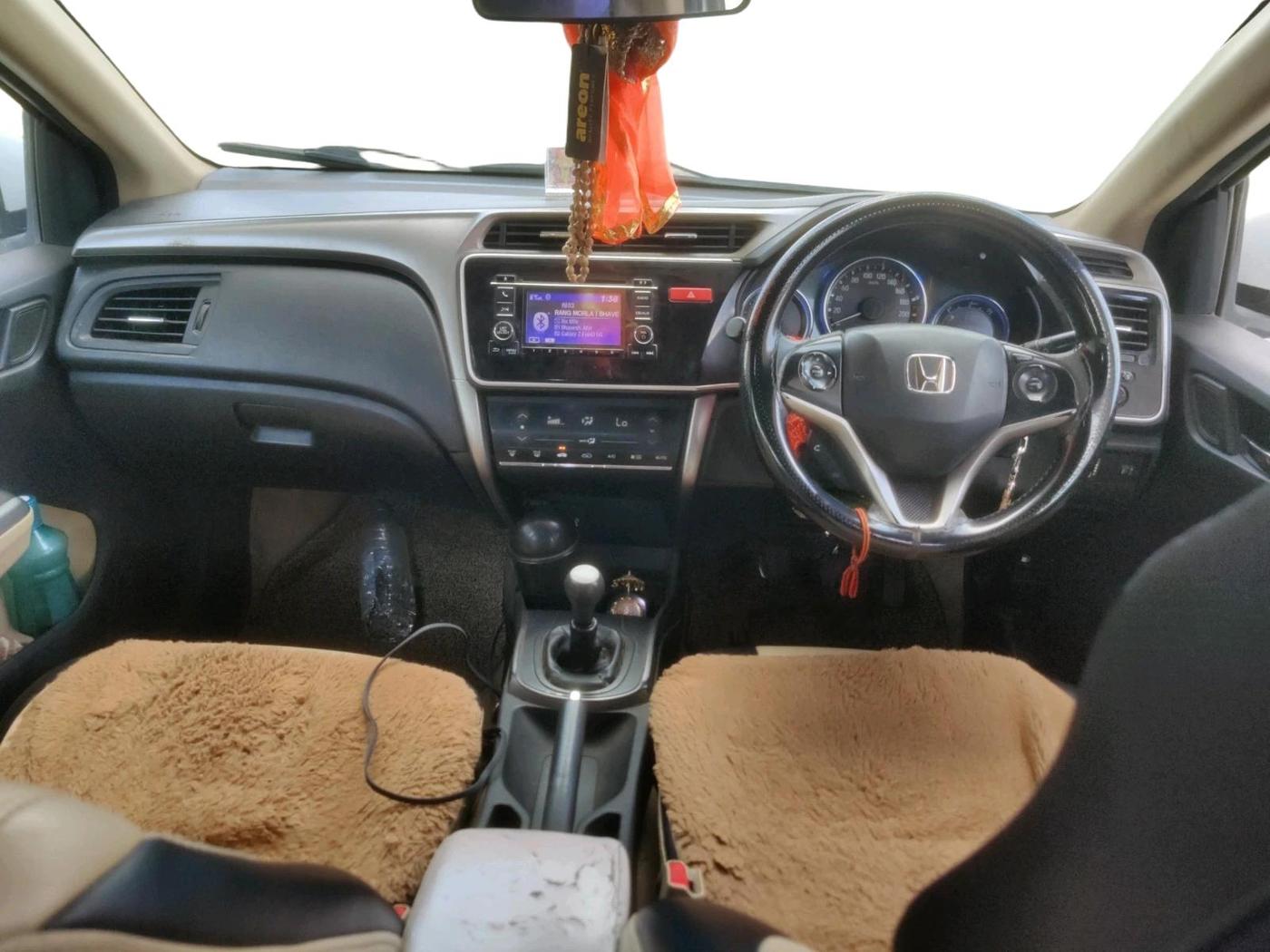 2015 Honda City 1.5L I-VTEC V MT, CNG, Manual, 1,03,846 km, interior