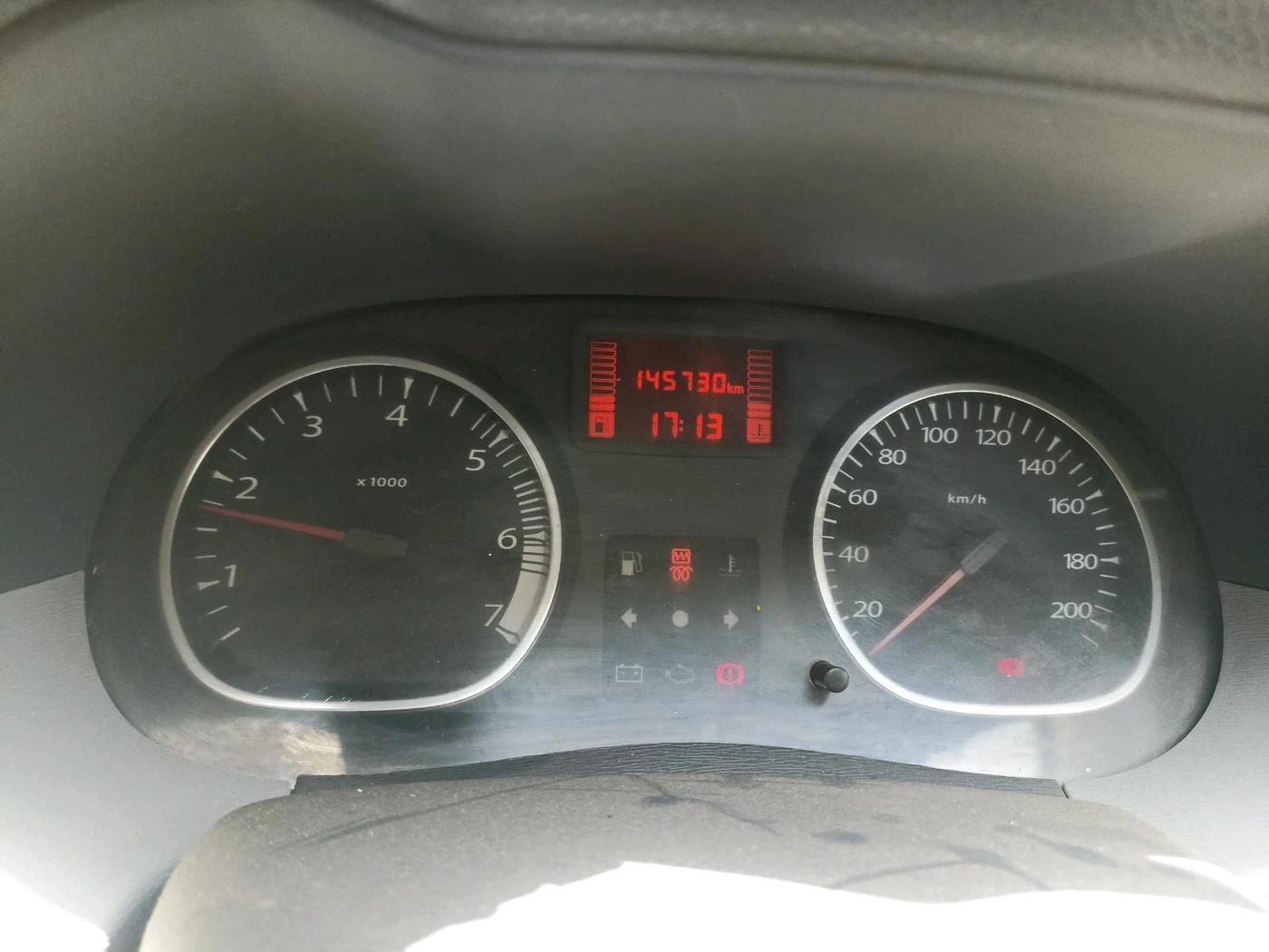 2013 Mahindra Renault Logan EDGE DLS 1.5 DCI, Diesel, Manual, 1,45,730 km, interior