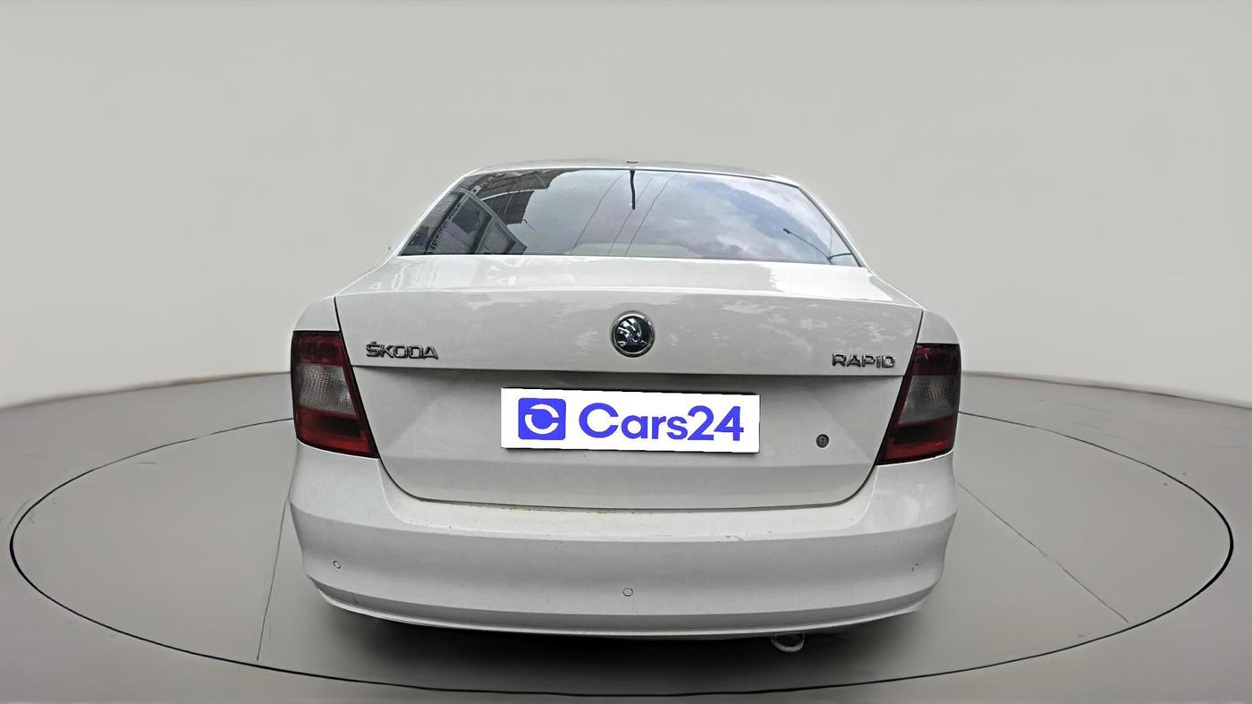 2015 Skoda Rapid 1.5 TDI CR ELEGANCE AT, Diesel, Automatic, 97,963 km, exterior