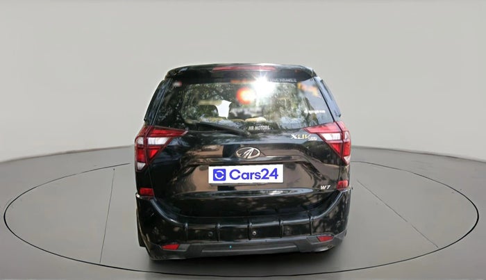 2018 Mahindra XUV500 W7, Diesel, Manual, 90,385 km, exterior