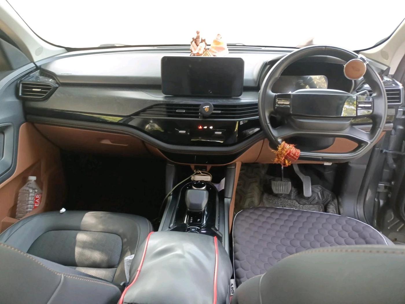 2025 Tata Harrier ADVENTURE PLUS AT, Diesel, Automatic, 40,280 km, interior
