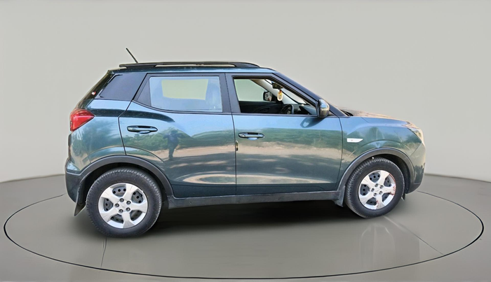 2022 Mahindra XUV300 W6 1.5 DIESEL AMT, Diesel, Automatic, 56,699 km, exterior