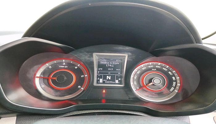 2022 Mahindra XUV300 W6 1.5 DIESEL AMT, Diesel, Automatic, 56,699 km, interior