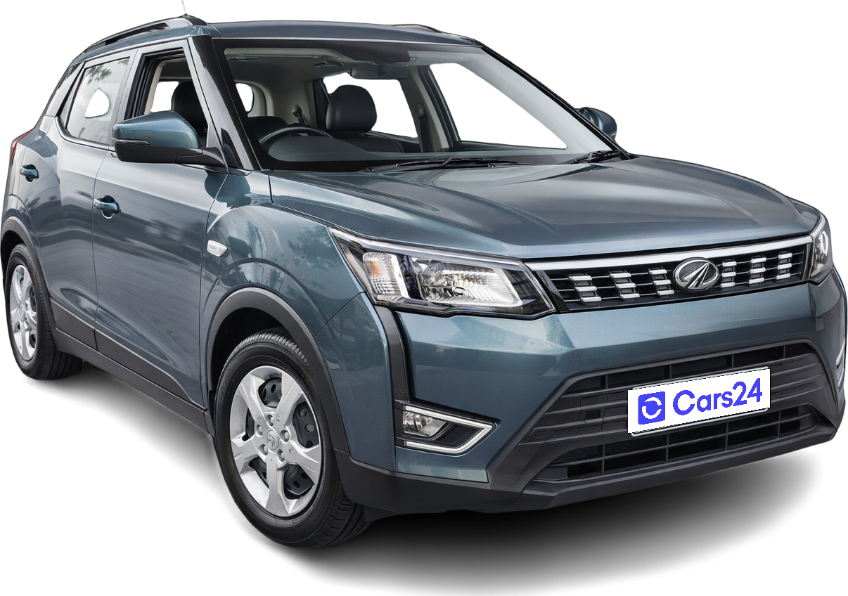 2022 Mahindra XUV300 - SUV - Diesel - Automatic - ₹7.49 lakh