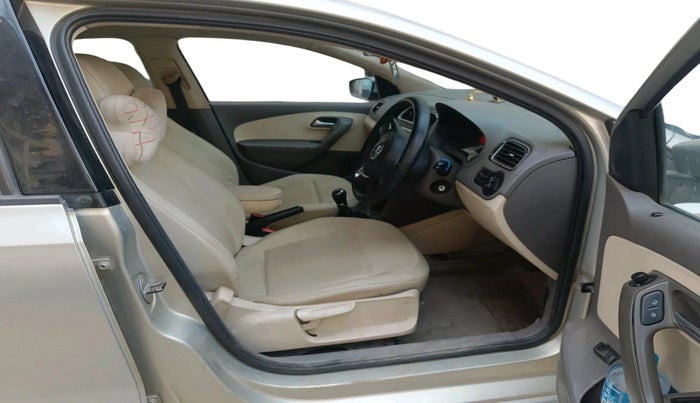2014 Volkswagen Vento HIGHLINE DIESEL 1.6, Diesel, Manual, 87,295 km, interior