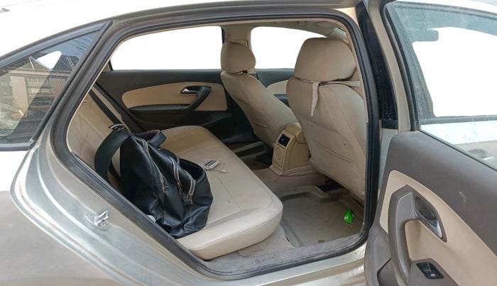 2014 Volkswagen Vento HIGHLINE DIESEL 1.6, Diesel, Manual, 87,295 km, interior