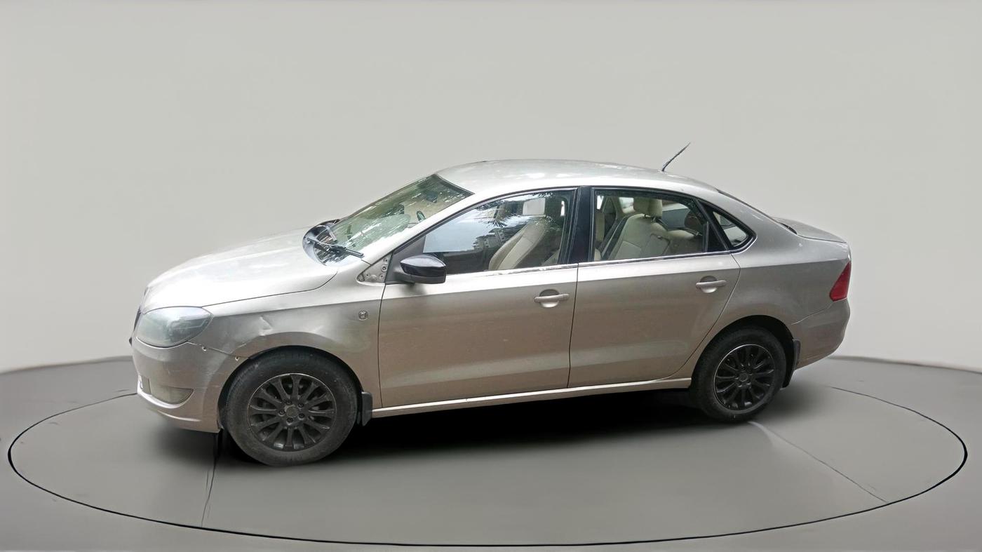 2015 Skoda Rapid 1.5 TDI CR ELEGANCE AT, Diesel, Automatic, 97,201 km, exterior