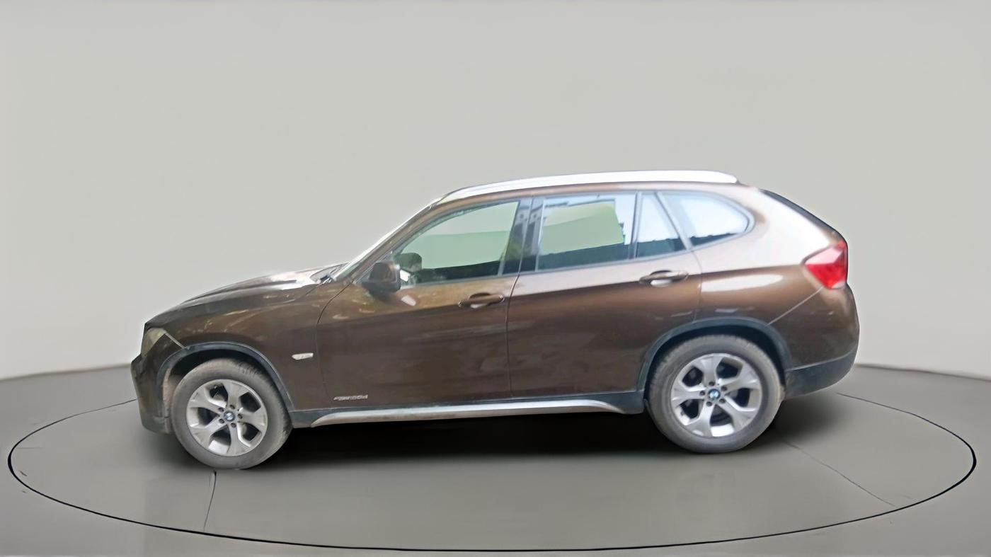 2011 BMW X1 sDrive20d, Diesel, Automatic, 87,500 km, exterior