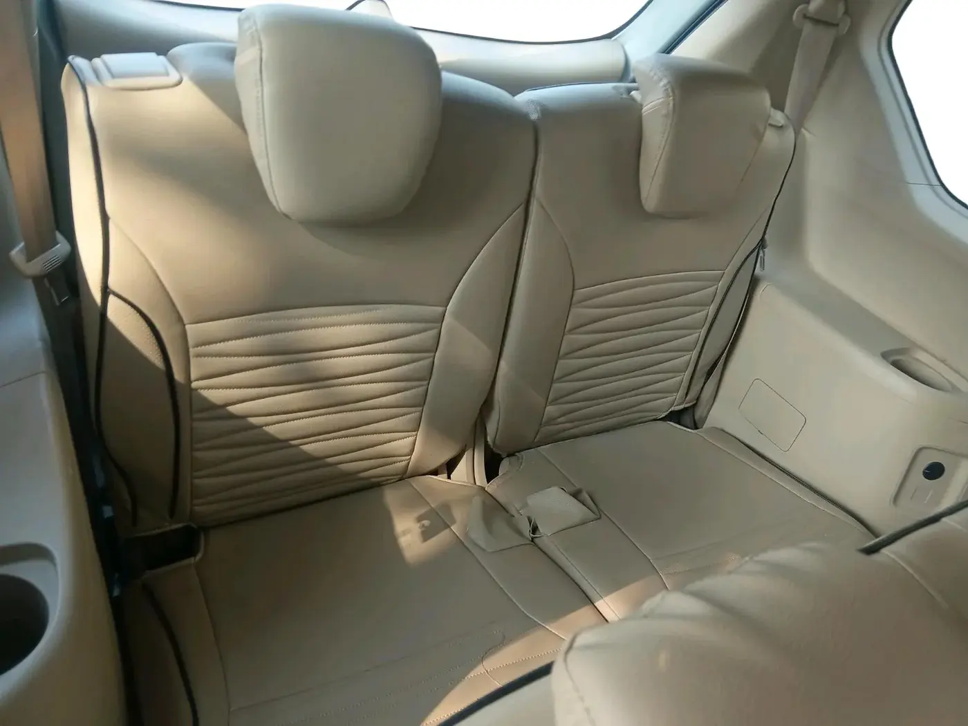 2023 Maruti Ertiga VXI SHVS, Petrol, Manual, 17,500 km, interior