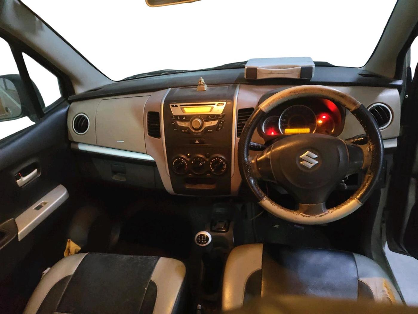 2013 Maruti Wagon R 1.0 VXI, Petrol, Manual, 2,70,493 km, interior