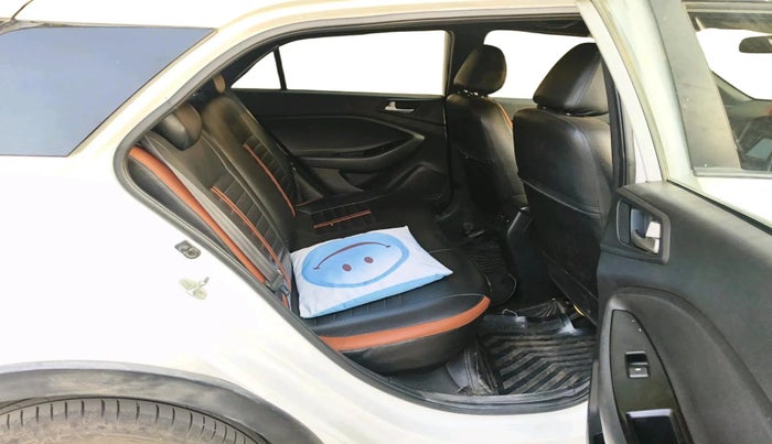 2016 Hyundai i20 Active 1.4 SX, Diesel, Manual, 65,170 km, interior