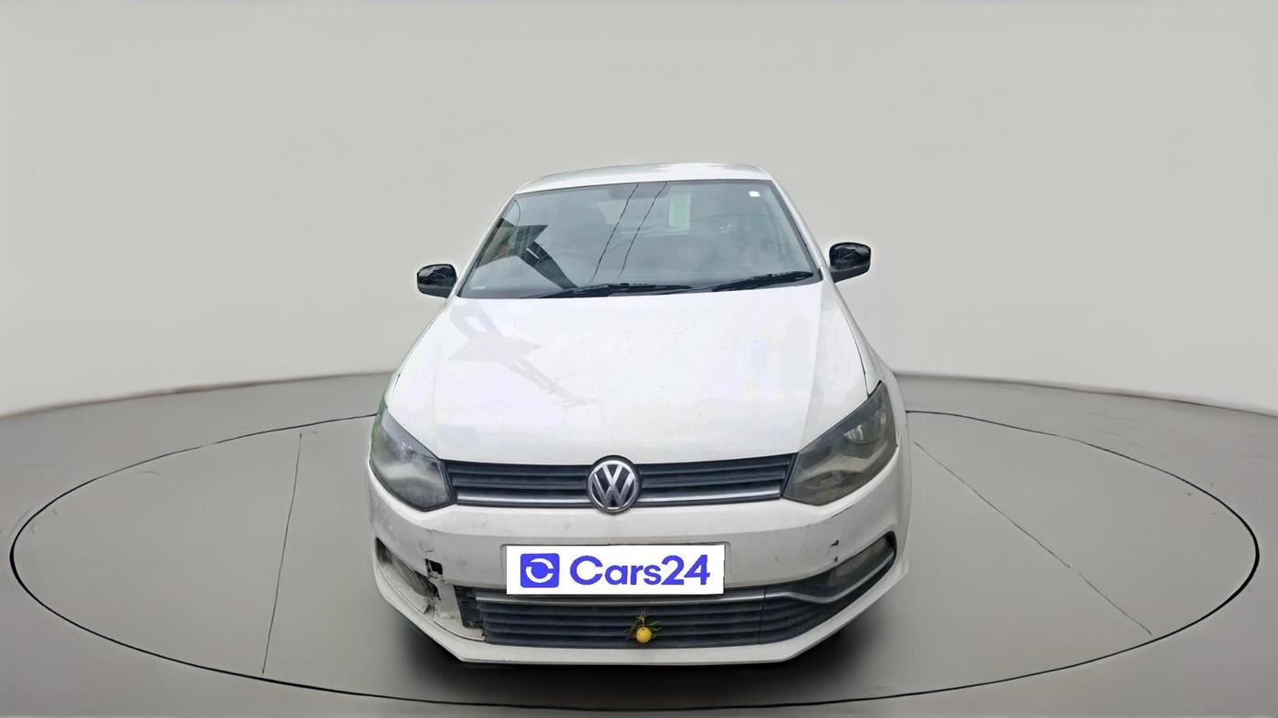 2015 Volkswagen Polo HIGHLINE1.5L, Diesel, Manual, 1,15,647 km, exterior
