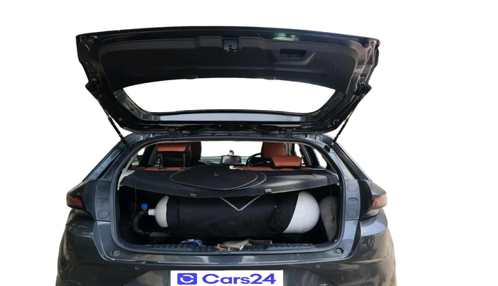 2020 Tata ALTROZ XZ PETROL, CNG, Manual, 80,080 km, exterior