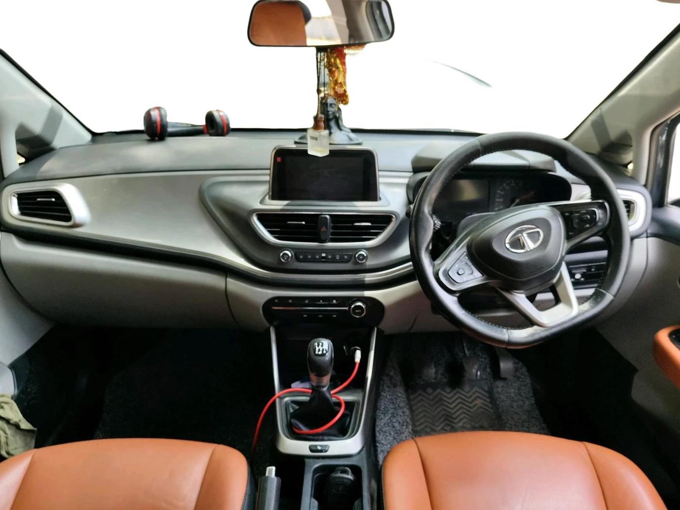 2020 Tata ALTROZ XZ PETROL, CNG, Manual, 80,080 km, interior