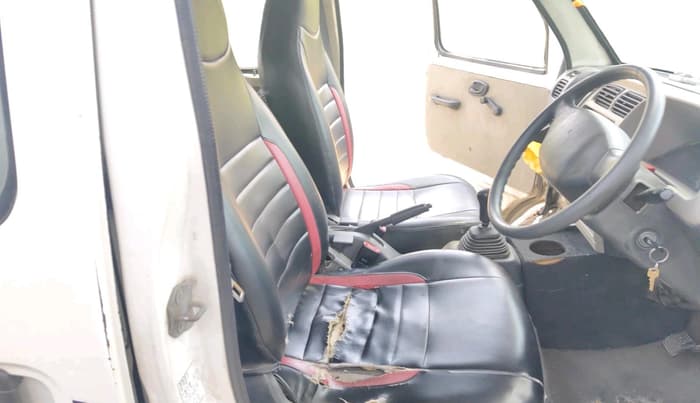 2015 Maruti Eeco 5 STR WITH A/C+HTR, CNG, Manual, 1,45,061 km, interior