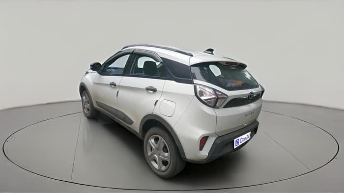 2022 Tata NEXON XM PLUS SUNROOF PETROL, Petrol, Manual, 28,525 km, exterior